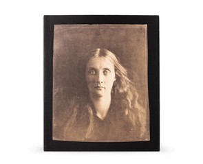 Книга "Julia Margaret Cameron"